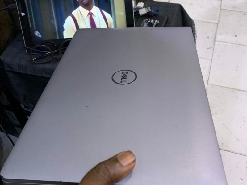 Dell latitude i7 12em génération