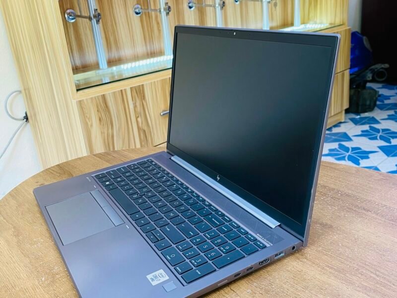 HP ZBook Firefly 15 G7