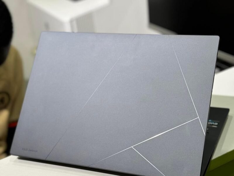 Asus ZenBook 14X OLED
