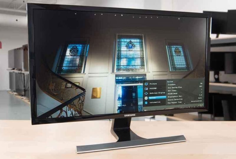 Ecran Moniteur Samsung 28 pouces 4k UHD