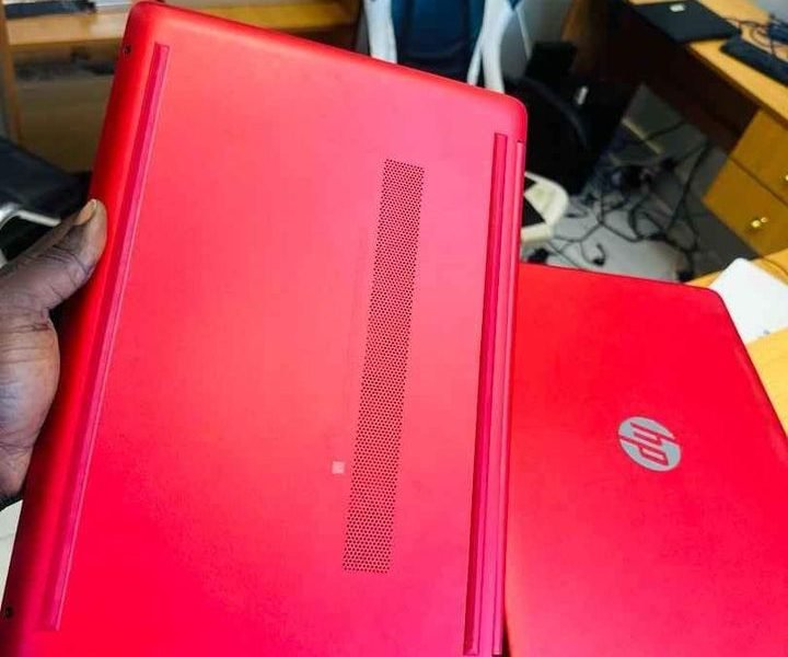 💥 Hp laptop 15 ( 2021 ) ULTRASLIM ♻️10e génération laptop♻️ Intel Penthium 1.1ghz ~ 2.4ghz