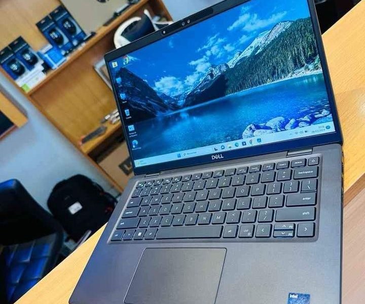 💥 DELL Latitude 7430 ( Année : 2023 )▪️ Processeur Vpro ©️▪️ 12e gen 10 cpus Core i7 turbo 4.8ghz