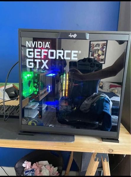 PC GAMER I7 7700 KABYLAKE 16Go RAM 1To HDD 275 SSD RTX 2080 ti 11Go