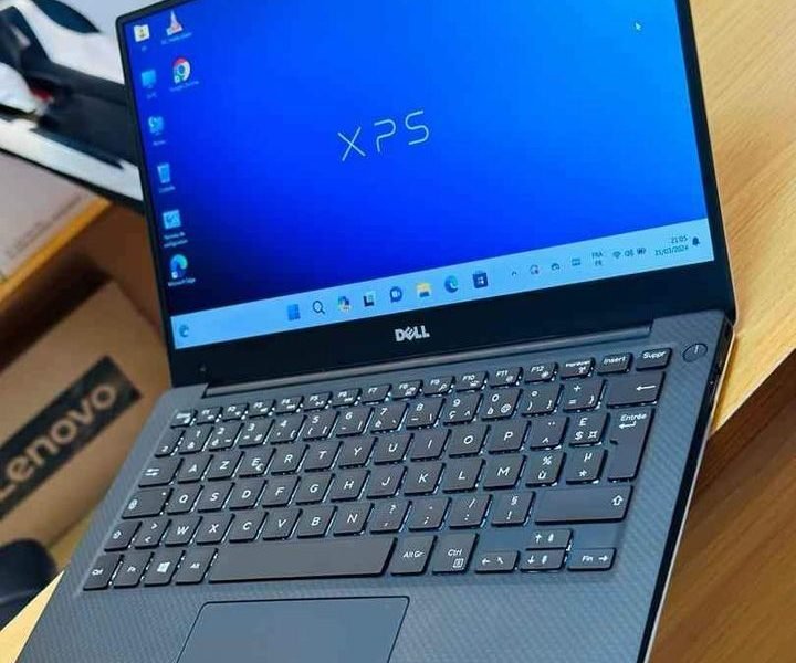 Dell XPS ULTRSLIM LAPTOP Etat : Neuf 7e generation Core i5 -2.7ghz