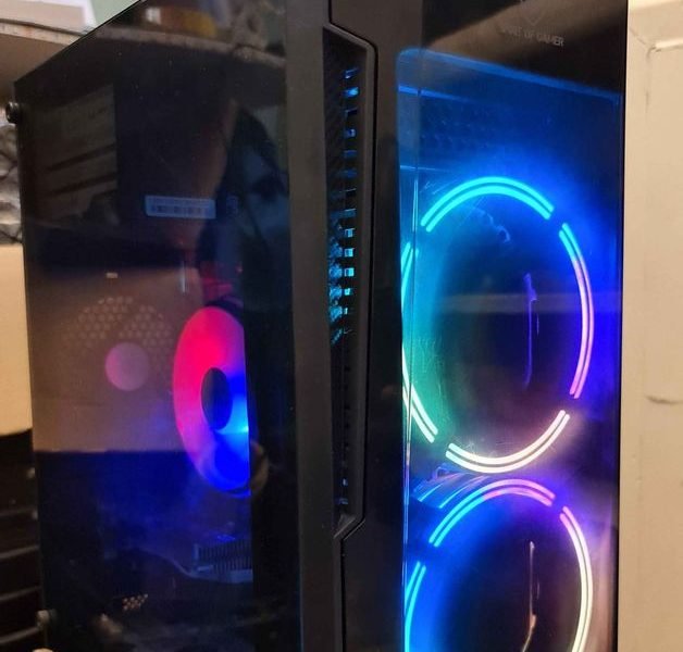 PC GAMER CORE I7 UNLOCKED RGB