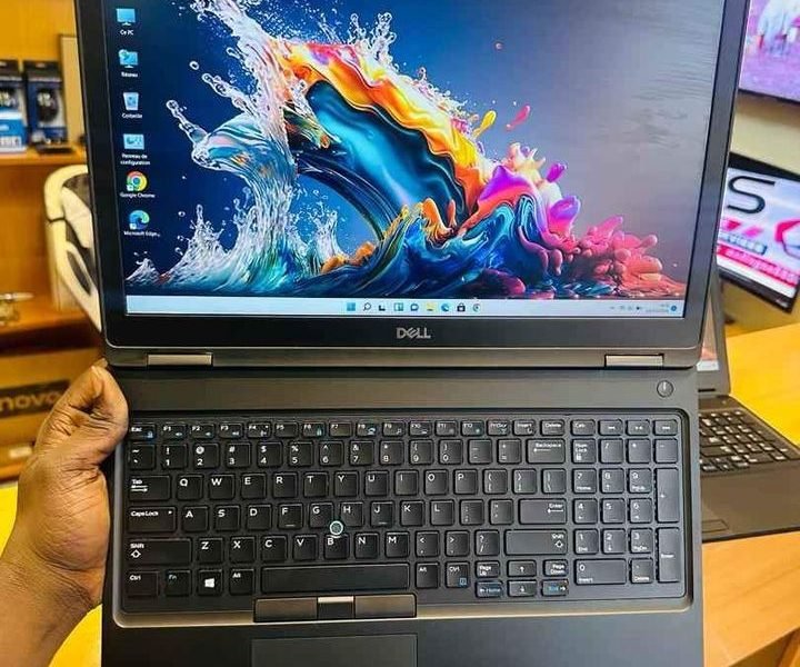 💥 DELL Latitude 5590▪️ Processeur ©️ Vpro ▪️ Core i7 8eme gen turbo 4.9ghz