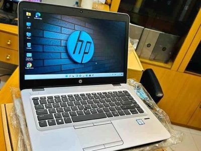 HP Elitebook 840 g3 Etat : Neuf dans son Carton Processeur i5 2.5ghz , empreinte digitale