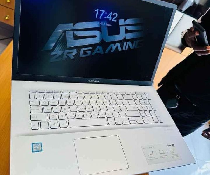 Asus Laptop 17 Gamer 🎮▪️Graphique Nvidia 2gb dediée ▪️ Core i5 turbo 4.6ghz ram 12gb