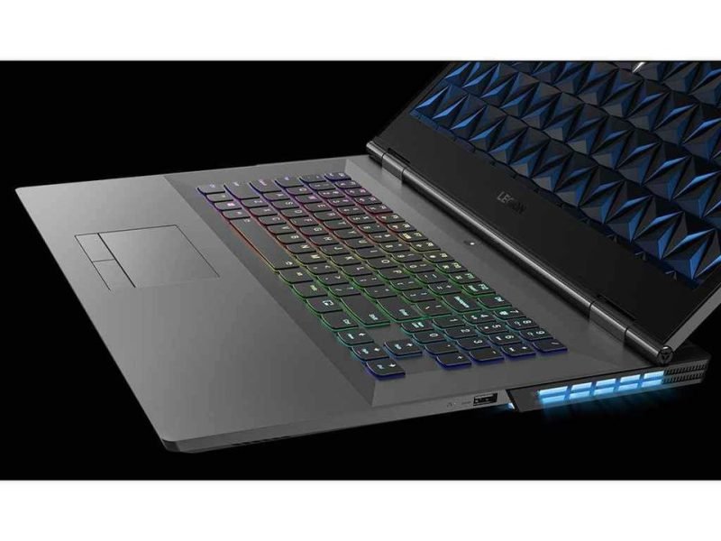 Laptop Gamer Lenovo Legion 8eme Gen 17 pouces 144hz