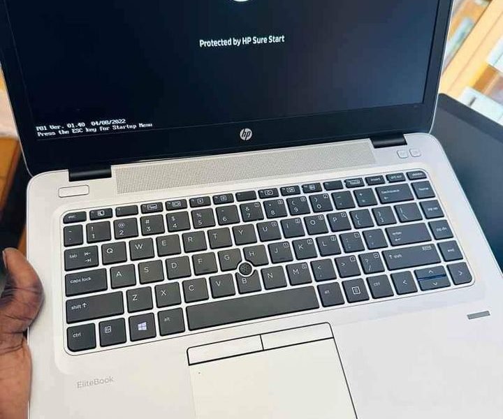 HP Elitebook 840 g3 ▪️Ecran Tactile RAM 16gb♻️Core i5 2.8ghz ♻️Disque ssd