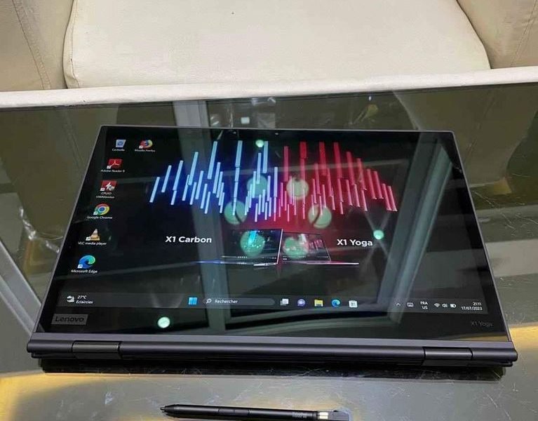 Lenovo Yoga X1 Carbon ~ 2-in-1 Tactile Rotatif 8e génération 8CPUs ❇️ core i5 turbo 4.1ghz