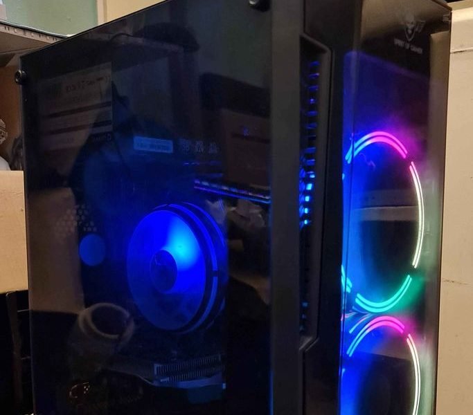 PC GAMER CORE I7 UNLOCKED RGB