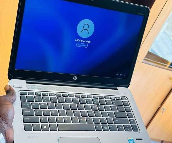 HP Laptop UltaSlim - Aluminium Elitebook Folio 1040 G2 ♻️Processeur core i7 2.6ghz