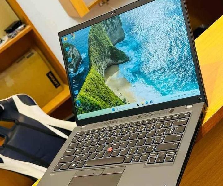 💥 Lenovo T14 GEN 3 - 12e generation 12Cpus ▪️ Core i5 turbo 4.4ghz, Face ID, Neuf jamais utilisé