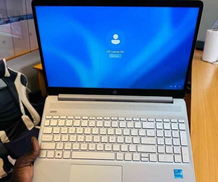 🔥 HP Laptop 15s 2022 ULTRASLIM ▪️ Core i3 ~ 3.00ghz de Base 11eme génération