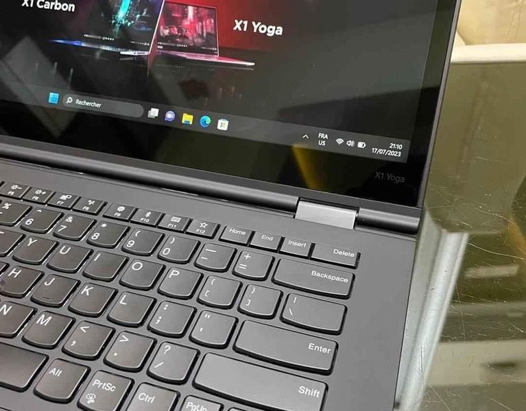 Lenovo Yoga X1 Carbon ~ 2-in-1 Tactile Rotatif 8e génération 8CPUs ❇️ core i5 turbo 4.1ghz