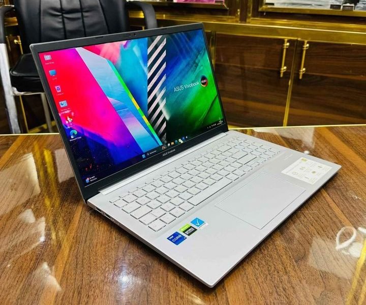 Asus VivoBook Pro 15Core i7 11370H @ 3.3Ghz 8Cpus Graphics Nvidia Rtx 3050 4GB dédiée