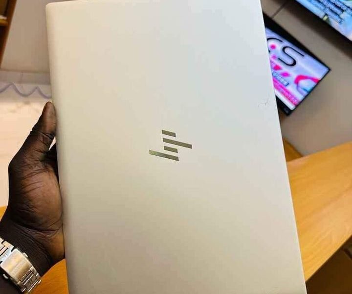 🔥HP Elitebook 1040 g4 -ULTRASLIM Face 🆔 👨🏻‍🦰▪️ Core i5 7eme gen turbo 3.9ghz