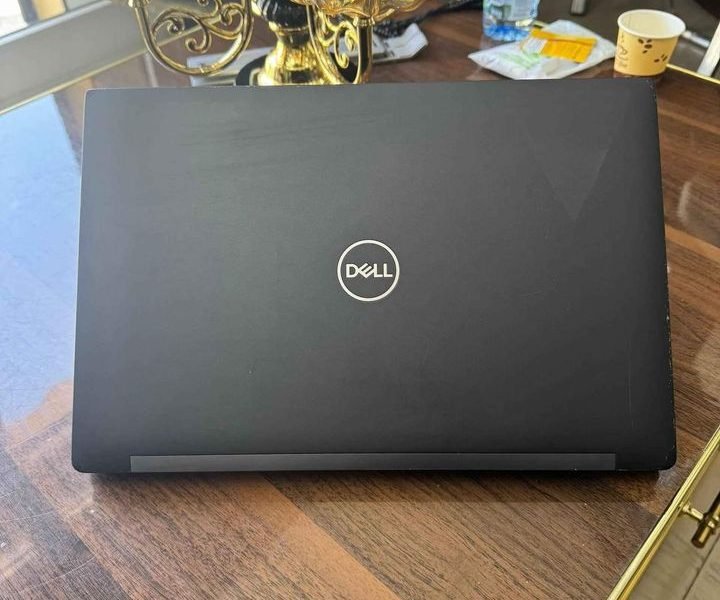 Promo Dell Latitude 7490 Core i5 8e gen RAM 8 Go SSD