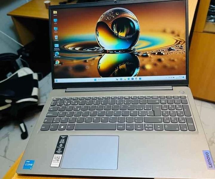 Lenovo S145 ( 2022 ) ULTRASLIM Core i3 ~ 3.00ghz de Base 11e gen