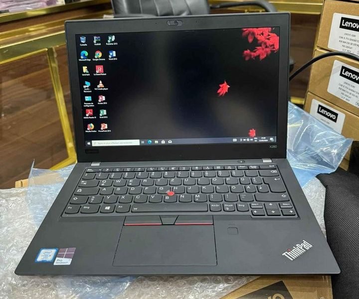 Promo Lenovo ThinkPad X280 Core i5 7e gen Écran 12,5 pouces Clavier rétroéclairé