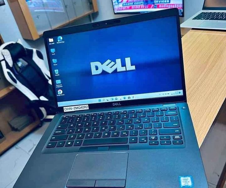 Modèle : DELL Latitude 5400 Core i5 turbo 4.1 GHz 8e gén, Face ID, SSD 512 Go