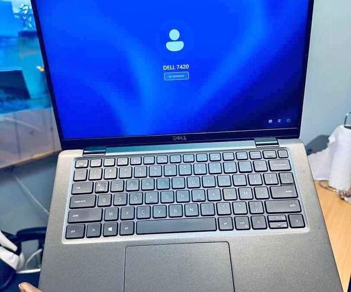 DELL Latitude 7420 - Tactile Core i5 turbo Face ID