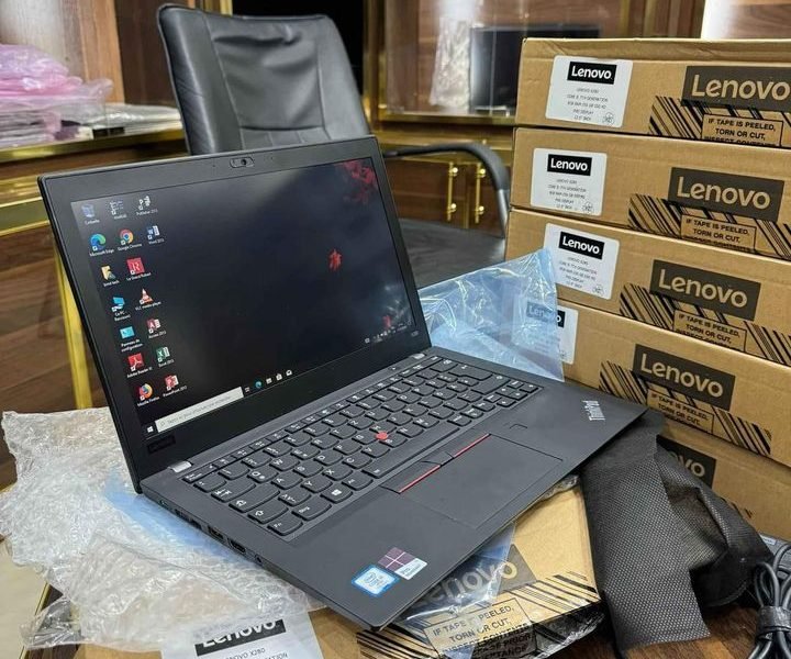 Promo Lenovo ThinkPad X280 Core i5 7e gen Écran 12,5 pouces Clavier rétroéclairé