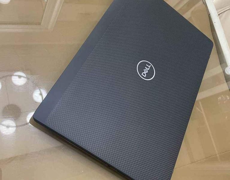 PROMO Dell Latitude 7400 Core i7 8e gen RAM 16 Go SSD 512 Go Écran 14 pouces