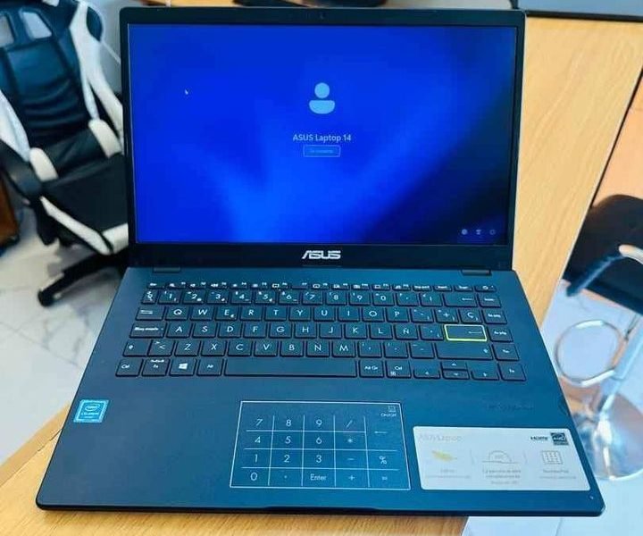 Asus Laptop 14 (2021) Processeur Intel Celeron Numpad Touch