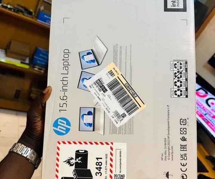 HP Laptop 15 ( 2023 ) Neuf dans son carton 12e gen Intel Pentium Silver 4cpus
