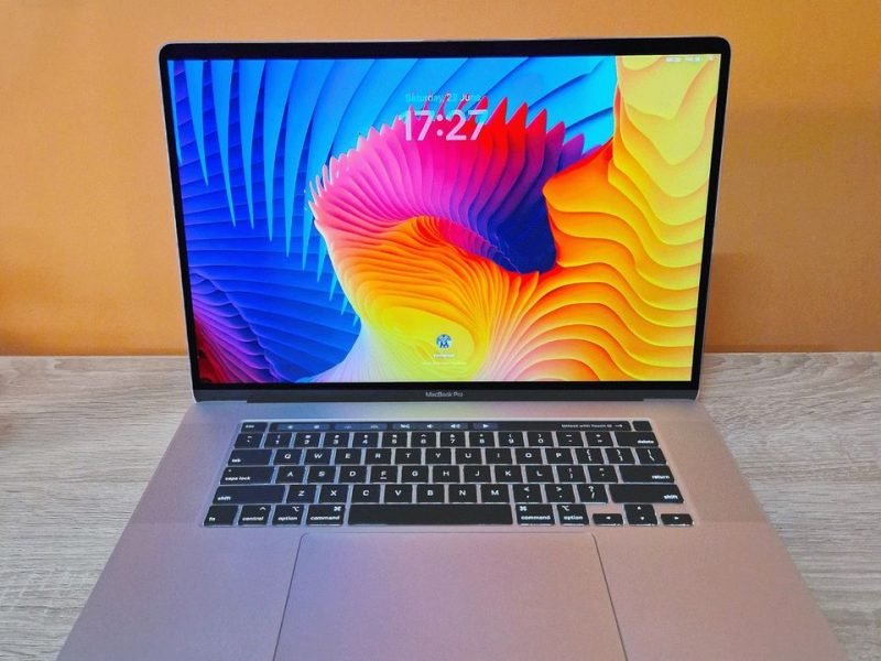 MacBook Pro Retina Touch Bar 16 pouces 2019