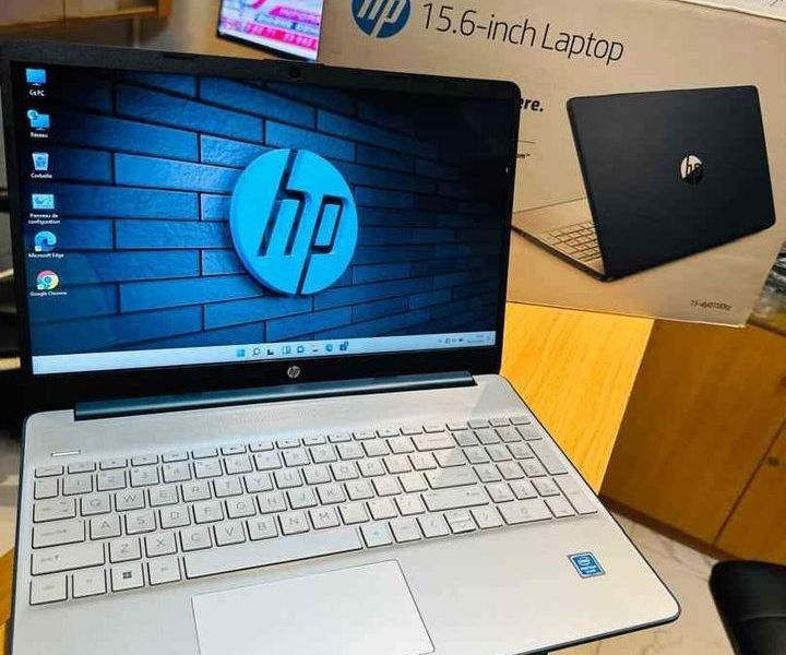 HP Laptop 15 ( 2023 ) Neuf dans son carton 12e gen Intel Pentium Silver 4cpus