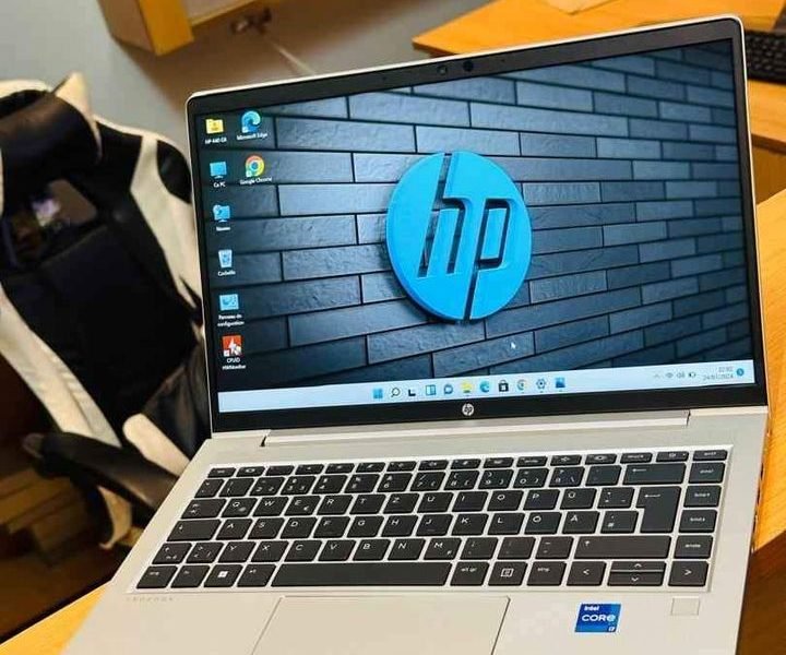 Hp Probook 440 G8 Etat : Neuf Frequence de Base 2.8ghz core i7 turbo 4.8ghz 11em gen