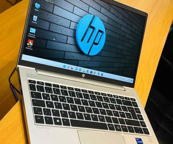 Hp Probook 440 G8 Etat : Neuf Frequence de Base 2.8ghz core i7 turbo 4.8ghz 11em gen