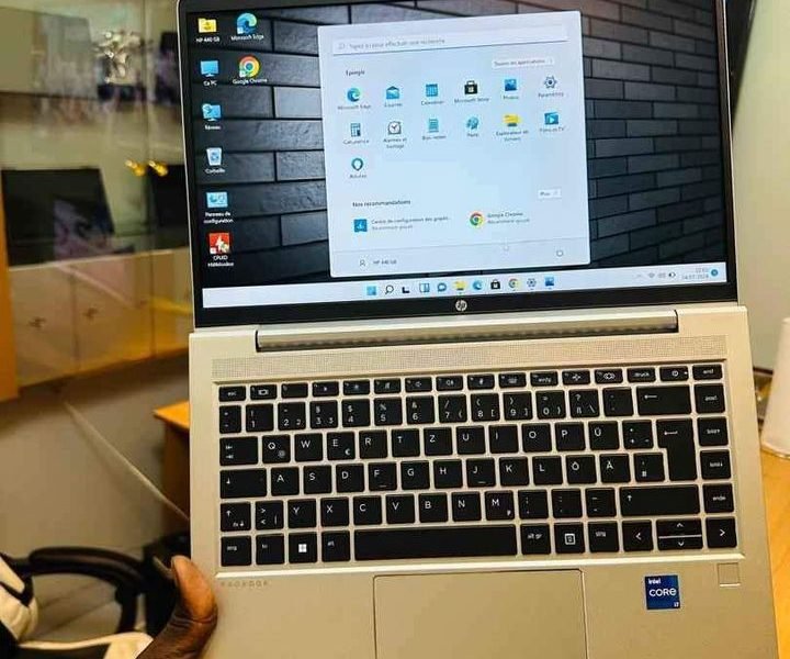 Hp Probook 440 G8 Etat : Neuf Frequence de Base 2.8ghz core i7 turbo 4.8ghz 11em gen