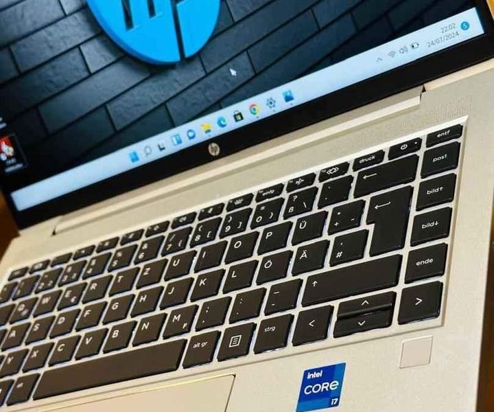 Hp Probook 440 G8 Etat : Neuf Frequence de Base 2.8ghz core i7 turbo 4.8ghz 11em gen