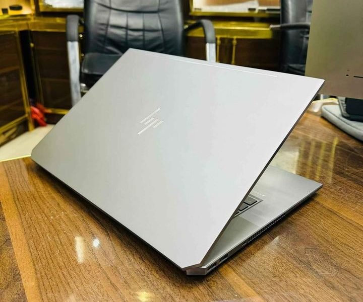 🔥Hp Zbook Studio G5 Gamer 🎮 Core i7 9eme gen 2.6Ghg Graphique NVIDIA quadro P1000 4gb dédié