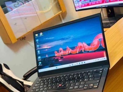 💥 Lenovo Thinkpad E14 - Gen 2 ▪️ 11e génération Laptop▪️ Core i7 2.8ghz de base