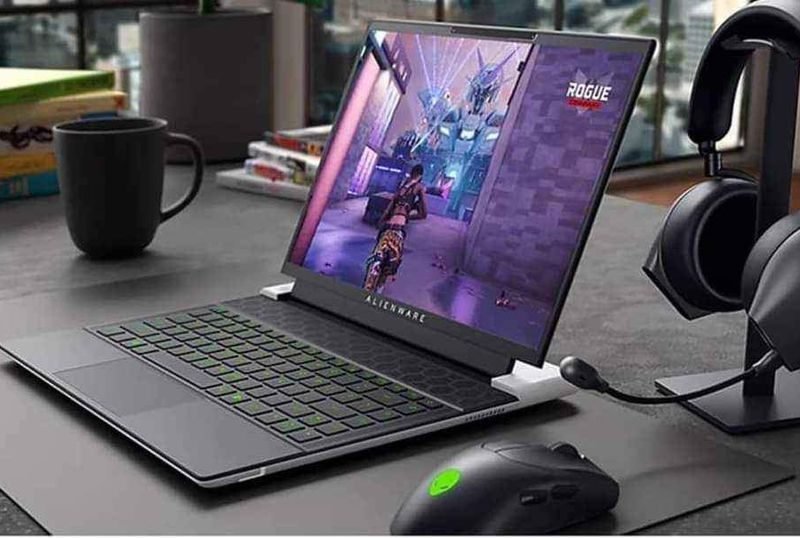 Gamer Alienware X16 R2 core ultra 9