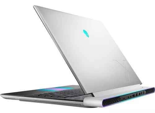 Gamer Alienware X16 R2 core ultra 9