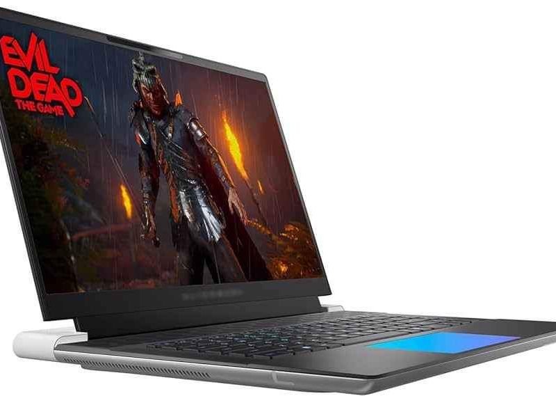 Gamer Alienware X16 R2 core ultra 9