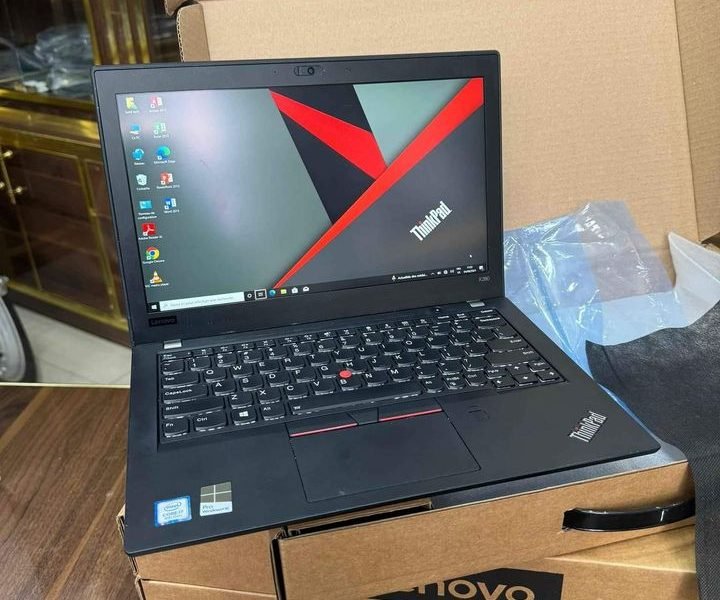 Lenovo ThinkPad x280 neuf scellé Core i7 8th gen 1.8Ghz turbo 4.0GGhz Ram 16gb Disk ssd 512gb