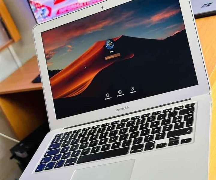 🔥Macbook Air 2015 ULTRSLIM♻️13’ pouce ♻️Processeur i5 turbo 3.4ghz♻️Ram 8gb ♻️Disque SSD 128gb