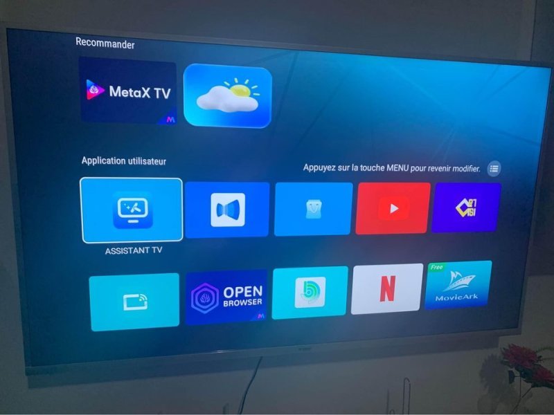 Tv marque Smart 65 pouces neuf