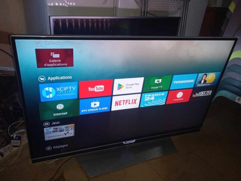 PHILIPS 43 pouces avec IPTV gratuite