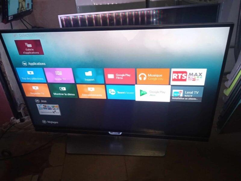 PHILIPS 43 pouces avec IPTV gratuite