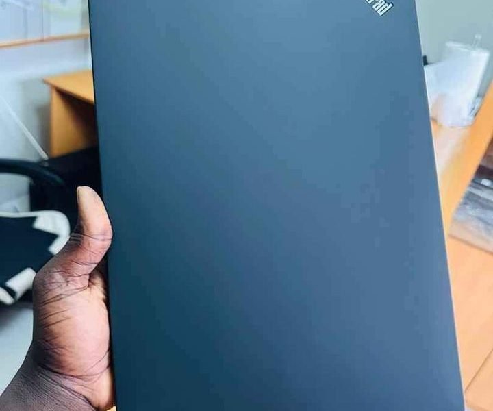 Lenovo Thinkpad L480 8e generation Intel Celeron 2.20ghz Ram 8gb ddr4 Disque 500GB