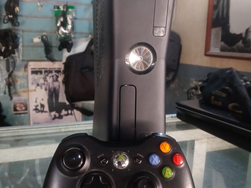 XBox 360 slim