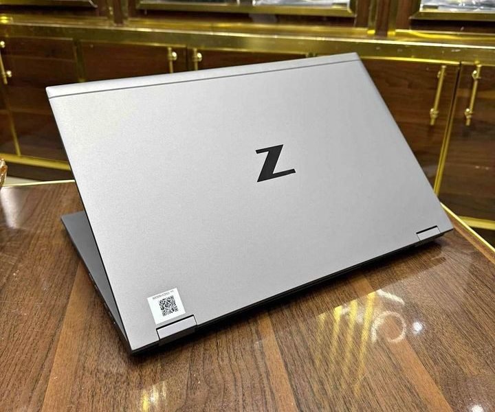 Hp zbook fury 17 Gaming Core i7 11th Ram 64gb Graphique NVIDIA RTX A3000 6Go dédié